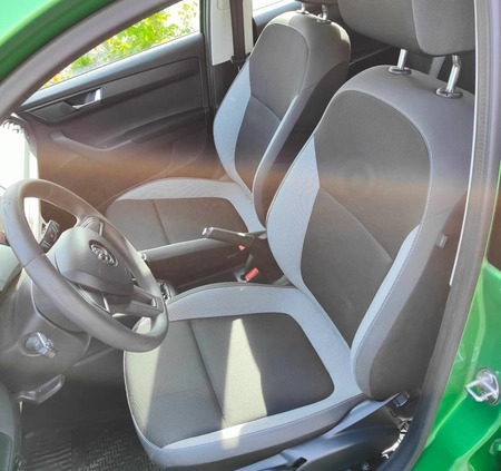Skoda Fabia cena 30500 przebieg: 173000, rok produkcji 2017 z Wrocław małe 436